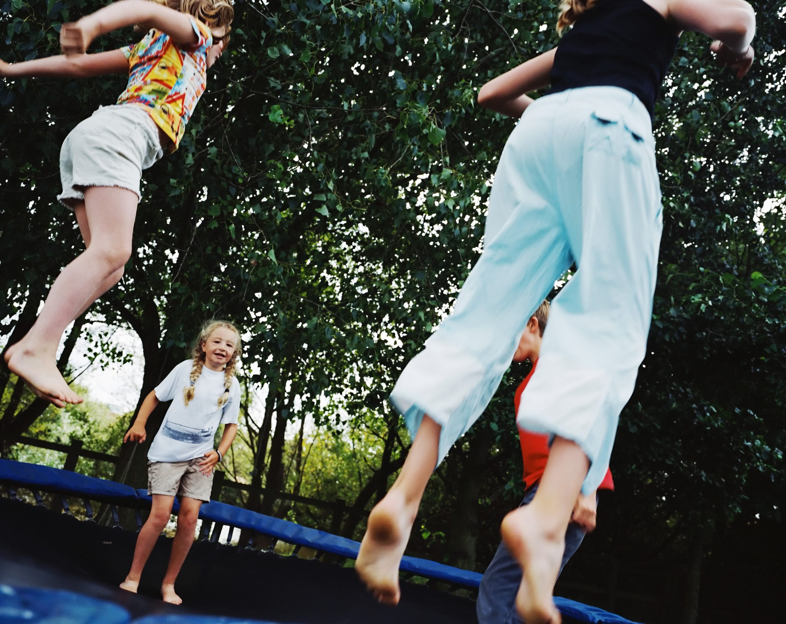 Trampolin je najboljše darilo za vašega otroka