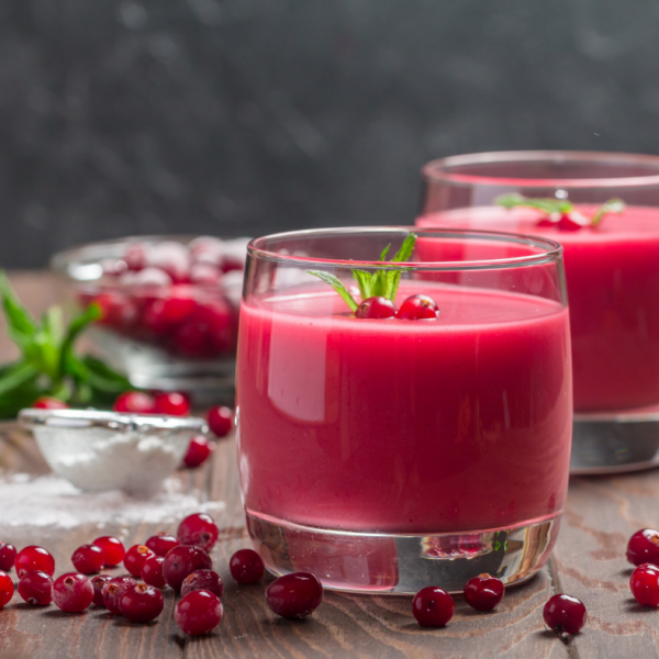 Brusnični mousse s pšeničnim zdrobom
