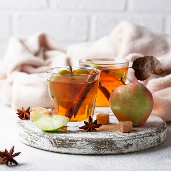 Vroči jabolčni cider